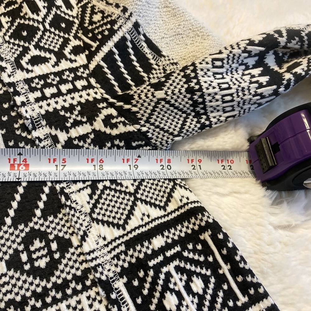 Anthropologie Lilka Black & Cream Patterned Sweater Women’s L Cozy CottageCore - Picture 6 of 8